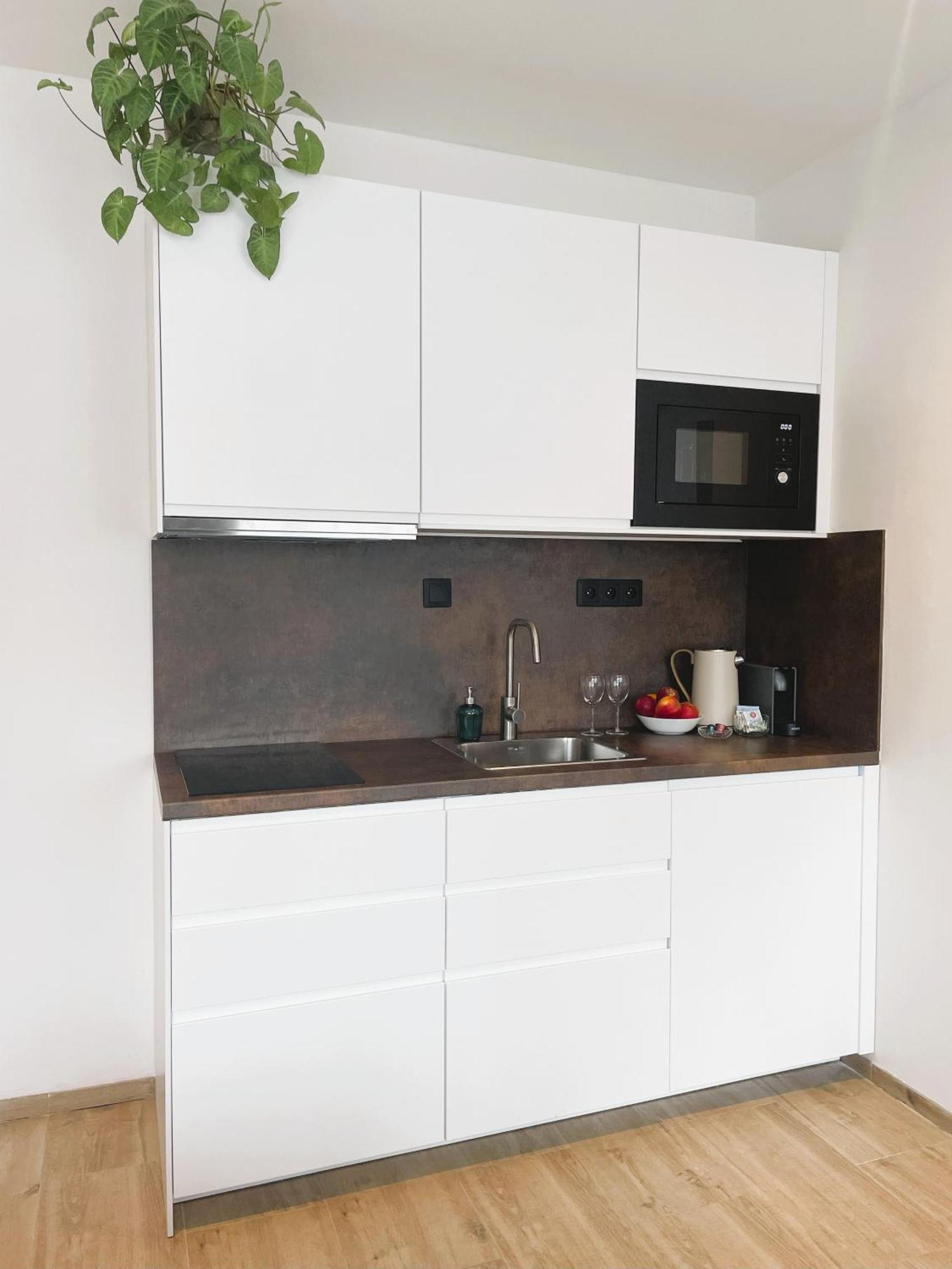 Apt 100 Praha Eksteriør bilde